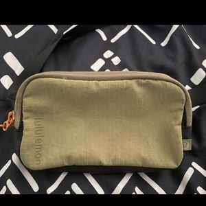 Lululemon Mini Belt Bag